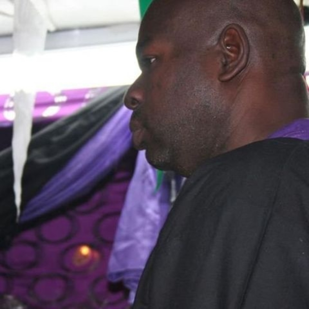 Meet your Posher, Ajawilisa